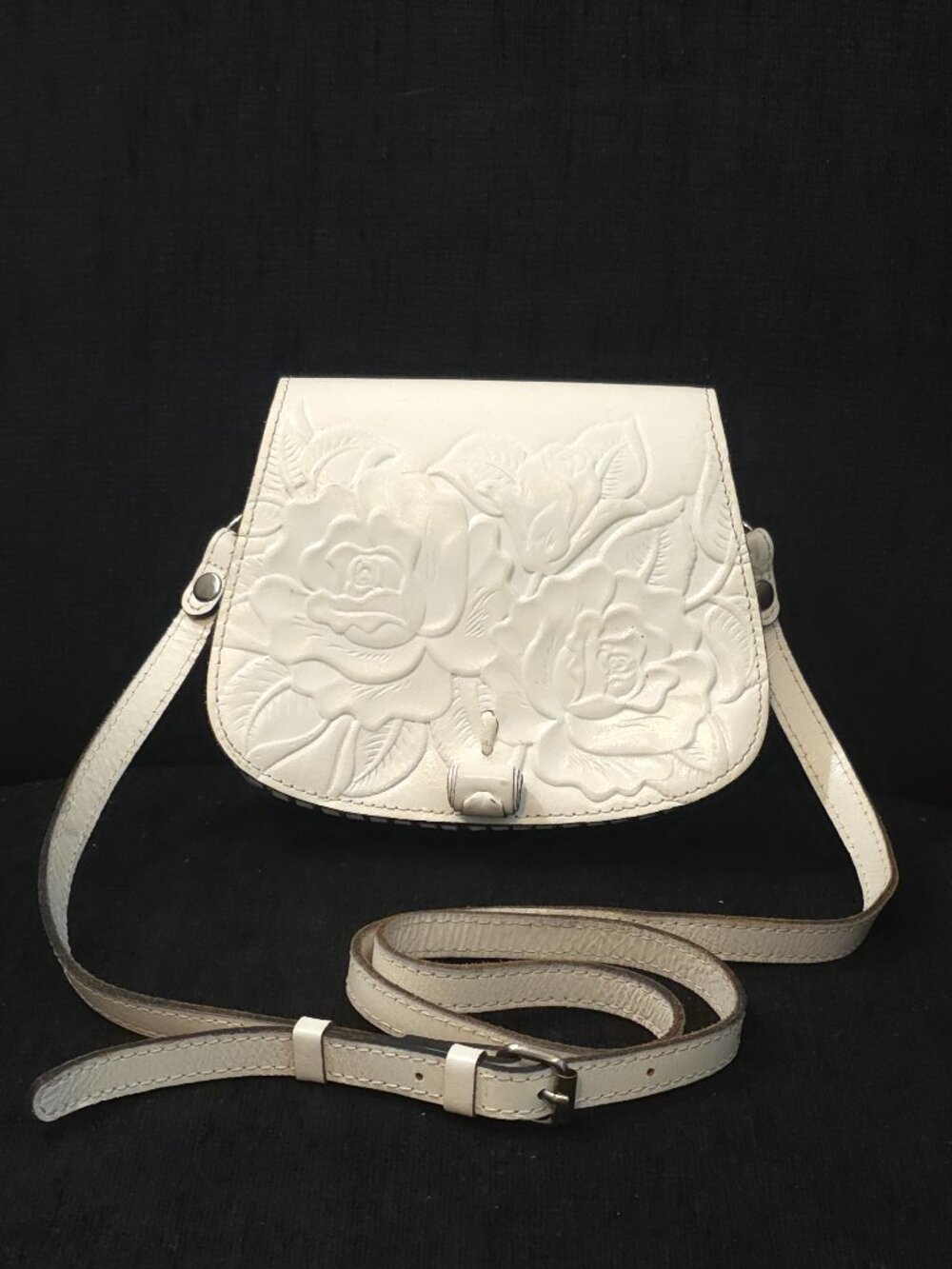 Patricia Nash Finch Rose Tool White Leather Crossbody Bag Purse